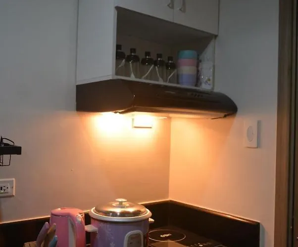 Lovely 2-br W/balcony In Sm-sucat, Paranaque Apartment Manila