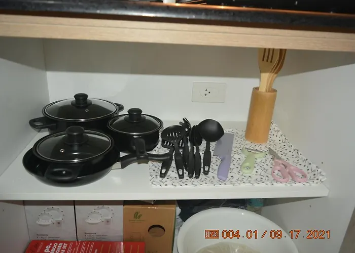 Lovely 2-br W/balcony In Sm-sucat, Paranaque
