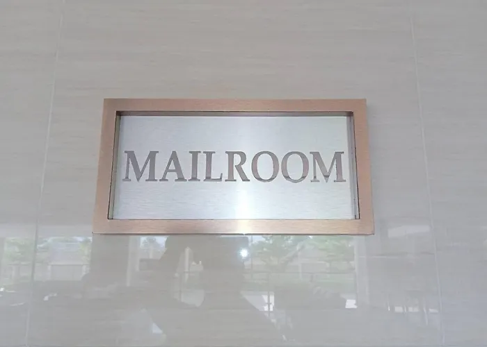 Lovely 2-br W/balcony In Sm-sucat, Paranaque * Manila