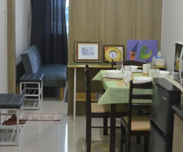 Lovely 2-br W/balcony In Sm-sucat, Paranaque Apartment Manila