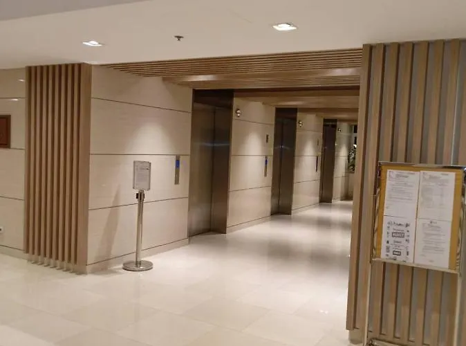 Lovely 2-br W/balcony In Sm-sucat, Paranaque Manila
